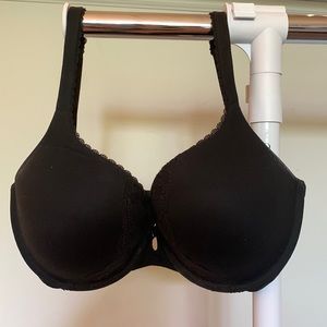 32DDD Victoria’s Secret Body by Victoria Perfect Coverage